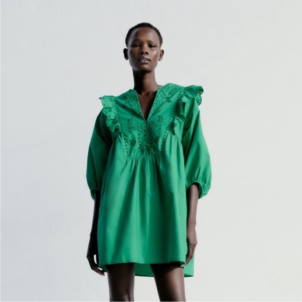 Zara Kelly Green Poplin Eyelet Dress, flounce shoulder M